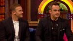 Gary et Robbie interview au Paul O Grady 07-10-2010 8d1227101825175