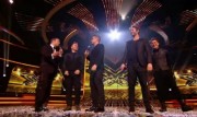Take That au X Factor 12-12-2010 8cc9a8111017260