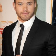 Kellan Lutz - Imagenes/Videos de Paparazzi / Estudio/ Eventos etc. - Página 18 437376132787464