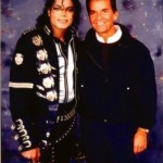 BT Backstage-1988Around the World-MJ+family and friends A04e79135986374