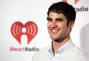 Cory Monteith y Darren Criss en el evento iHeartRadio Music Festival  048152150911518