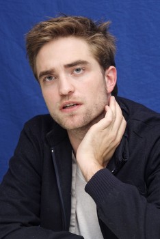 Breaking Dawn Press Conf. portraits Ac9494158704180