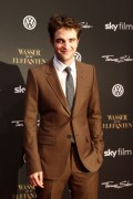 Robert Pattinson - Página 33 840523129812472