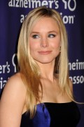 Kristen Bell B41aad180999656