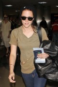 Kristen Stewart - Imagenes/Videos de Paparazzi / Estudio/ Eventos etc. - Página 24 079805192395390