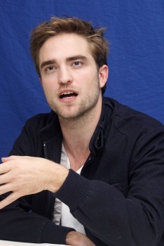 Breaking Dawn Press Conf. portraits 4f73fd158704240