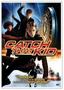 La synopsis de Les petits braqueurs. / synopsis of Catch That Kid. Eb52d5165353143