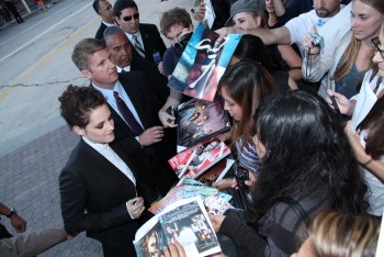 Kristen Stewart - Imagenes/Videos de Paparazzi / Estudio/ Eventos etc. - Página 24 4a9f96192959087