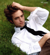 Robert Pattinson - Page 7 8960e457500355