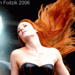 Fotos de Simone Simons - Página 37 Dd88fb66529109