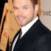 Kellan Lutz - Imagenes/Videos de Paparazzi / Estudio/ Eventos etc. - Página 18 0ee182132787444