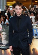 Robert Pattinson - Página 36 Aa6269132995455