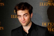 28-ABRIL-Robert Pattinson en la premiere de Water for Elephants en París *Actualización Constante*  956a43129966074