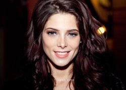 Ashley Greene - Imagenes/Videos de Paparazzi / Estudio/ Eventos etc. - Página 22 C89baa183532571