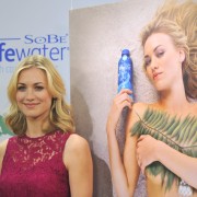 Yvonne Strahovski: SoBe Lifewater 80e779169074738