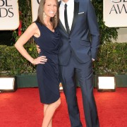 Zac (& Yvonne) en los Golden Globes 2012 E72f39170001672