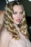 Amanda Seyfried F10584176114322