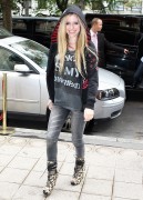 Galería » Avril Lavigne - Página 2 6a9ff1149736030