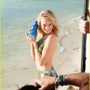 Yvonne Strahovski: SoBe Lifewater 4ff569167914187