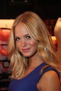 Erin Heatherton  3dfe71180319474