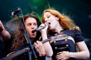 Fotos de Simone Simons - Página 21 0c9176145592175