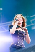 Fotos de Simone Simons - Página 21 C072d0145592180