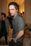 15 Octubre - Nuevas/viejas fotos de Rob en la fiestas de Ciak Magazine en Roma 429667153928134