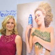 Yvonne Strahovski: SoBe Lifewater 61e622169074795