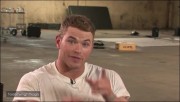 Kellan Lutz - Imagenes/Videos de Paparazzi / Estudio/ Eventos etc. - Página 21 E7fa2c153936910