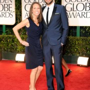 Zac (& Yvonne) en los Golden Globes 2012 5052e0170001952