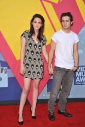 MTV Video Music Awards - Arrivals Twilight September, 07 2008 27ac02167171625