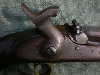 Pistolet à poudre noir l’ENFIELD de 1861 Ac38c4178541192