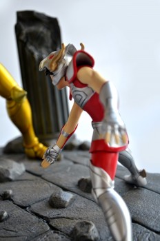 [Piziitoys] Diorama Seiya VS Aldébaran A73a41168318971