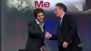 Screencaps of Robert Pattinson on The Daily Show with Jon Stewart - March/2010 20771f97891486