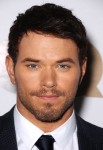 Kellan Lutz - Imagenes/Videos de Paparazzi / Estudio/ Eventos etc. - Página 21 2b0c53160162765