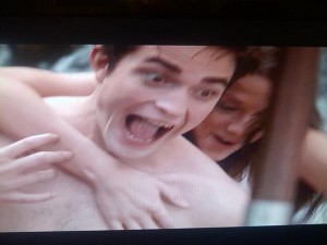 26 Enero- Nuevos Videos y Screencaps del DVD de 'Breaking Dawn' 519c16171678295