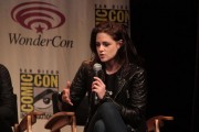 Kristen Stewart - Imagenes/Videos de Paparazzi / Estudio/ Eventos etc. - Página 22 94ac37180381066