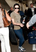 Kristen Stewart - Imagenes/Videos de Paparazzi / Estudio/ Eventos etc. - Página 24 B598f2192396036