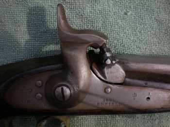 Pistolet à poudre noir l’ENFIELD de 1861 01dcf1178541306