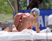 bikini - Shauna Sand - Bikini Candids - Miami - 12 giu 09 Ae1e3a38978670