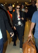 Kristen Stewart - Imagenes/Videos de Paparazzi / Estudio/ Eventos etc. - Página 8 Cbd54c95405256