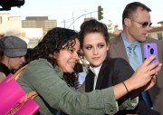 Kristen Stewart - Imagenes/Videos de Paparazzi / Estudio/ Eventos etc. - Página 24 92d7eb192922976