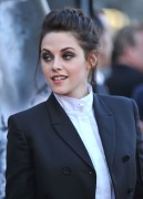 Kristen Stewart - Imagenes/Videos de Paparazzi / Estudio/ Eventos etc. - Página 24 B764e4192936841