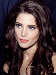 Ashley Greene - Imagenes/Videos de Paparazzi / Estudio/ Eventos etc. - Página 22 677d0b183532112