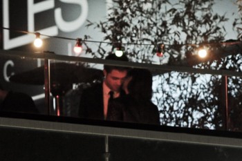 Robsten - Imagenes/Videos de Paparazzi / Estudio/ Eventos etc. - Página 7 0ecd6e191907928