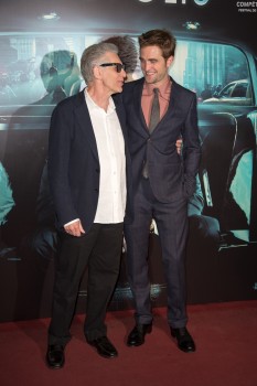 31 Mayo - Fotos de Robert en el Screening de Cosmopolis en Paris!!! * Editado * 4a8577193100576