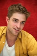 More portraits of Robert Pattinson from the 'Eclipse' press conference 04650f84576647