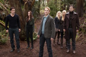 16 Agosto - Stills de BD2 ahora en HQ y sin marcas!!! Dba3ea206245871