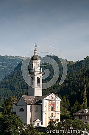 LOGO indefinissable sur un spartam Local-swiss-church-situated-small-town-named-tiefencastel-surrounded-beautiful-forests-29844036