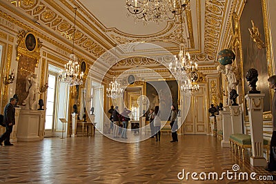 RECORDANDO POLONIA - Página 3 Royal-palace-warsaw-inside-20015157